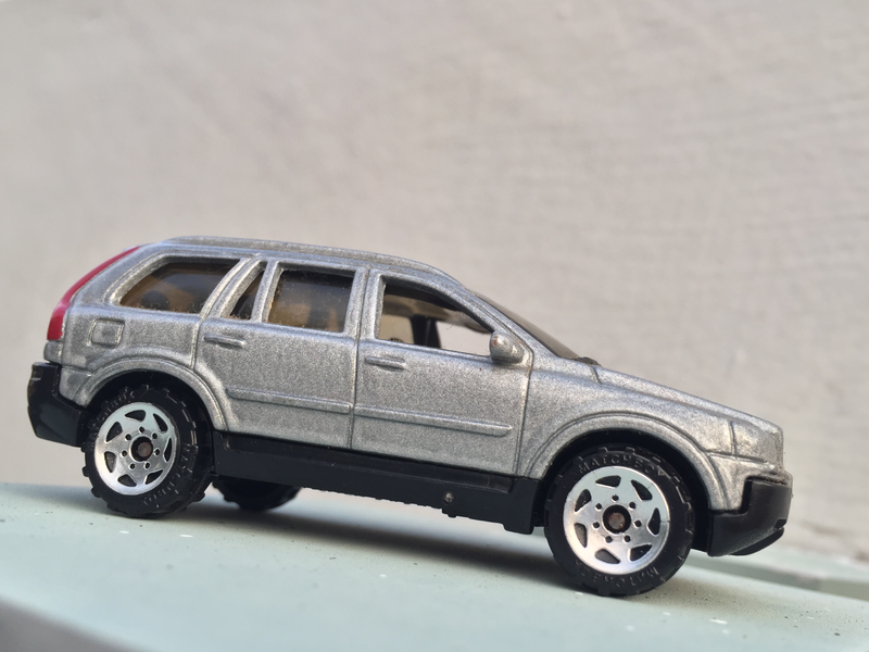 Look closely and you can see that Matchbox replicated the extra two rear seats at the back of the car.